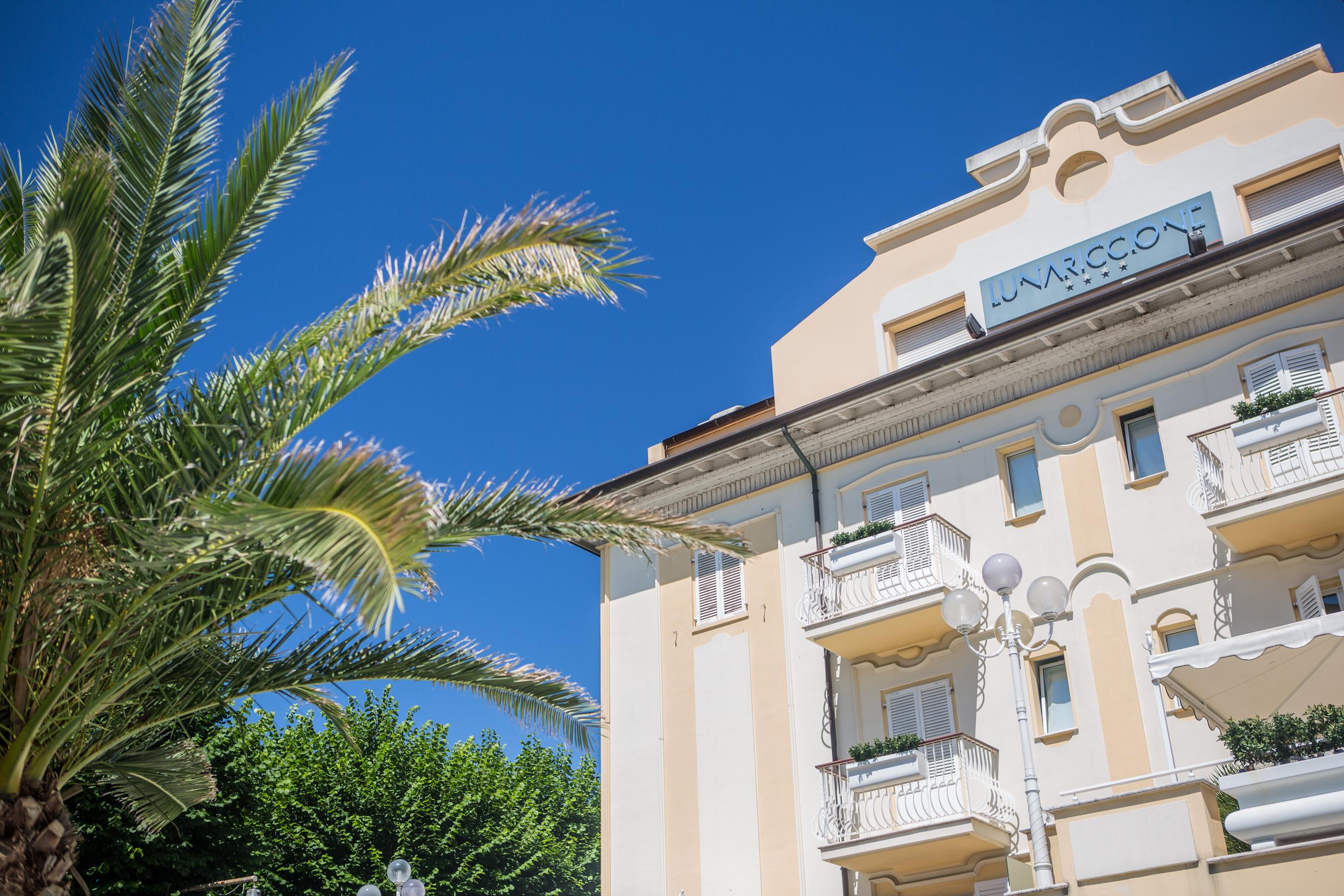 Hotel Luna Riccione E Aqua Spa Only Adults +12 Eksteriør billede