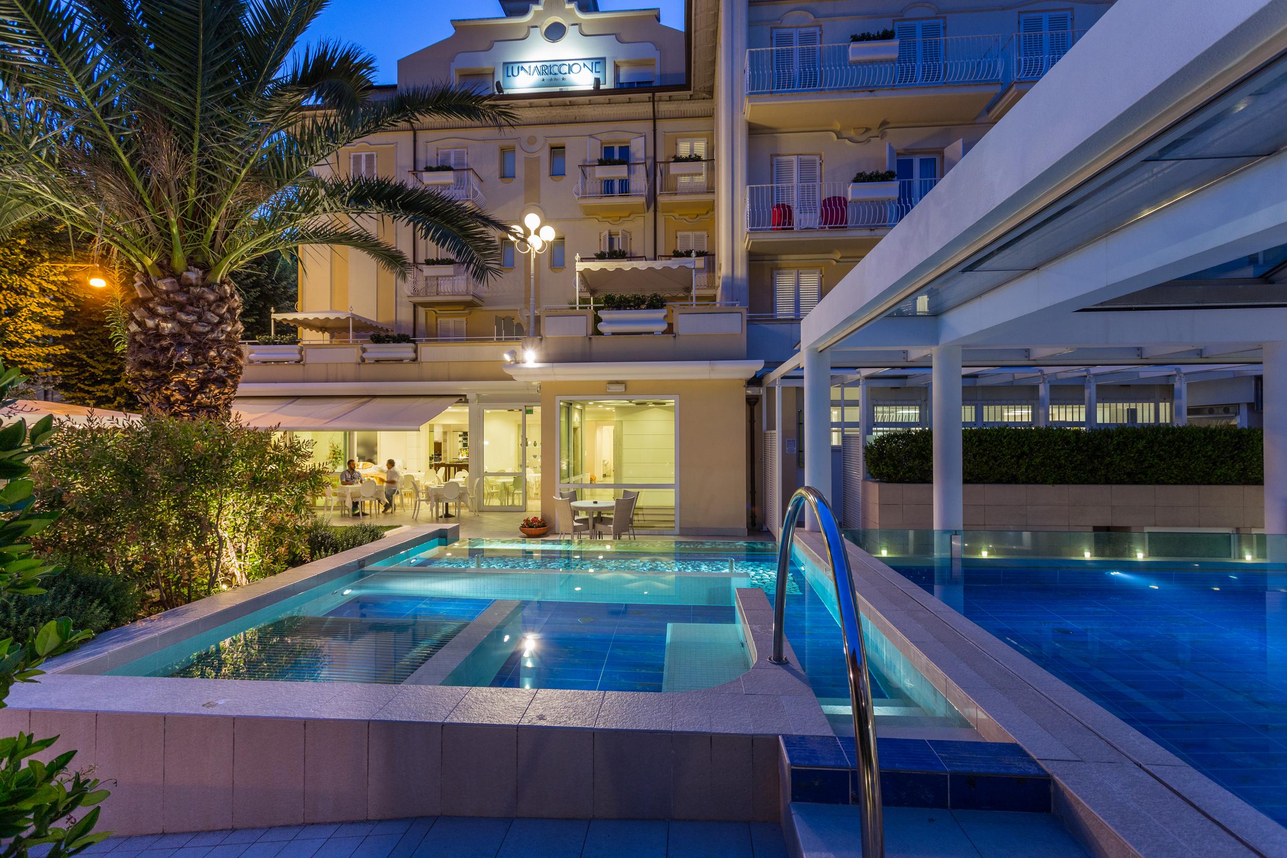 Hotel Luna Riccione E Aqua Spa Only Adults +12 Eksteriør billede