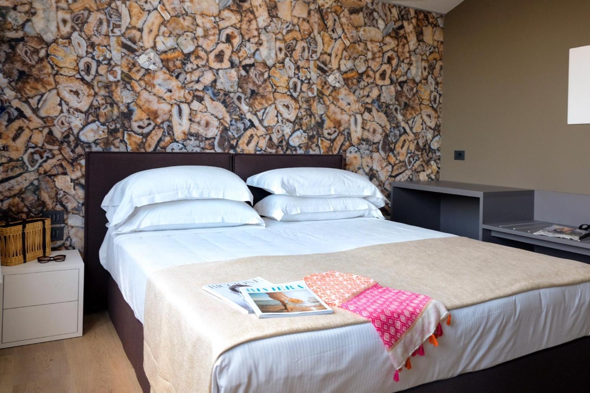 Hotel Luna Riccione E Aqua Spa Only Adults +12 Eksteriør billede
