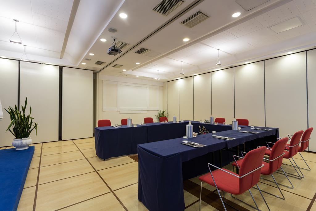 Hotel Luna Riccione E Aqua Spa Only Adults +12 Eksteriør billede